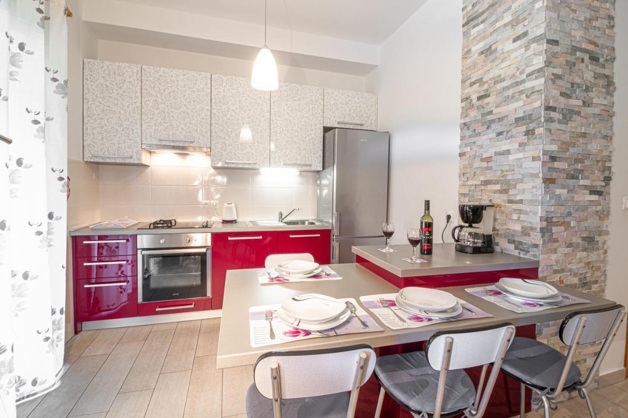 Apartments Sandra Kornić Dış mekan fotoğraf