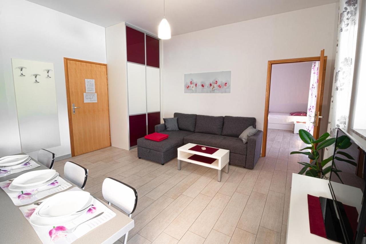 Apartments Sandra Kornić Dış mekan fotoğraf